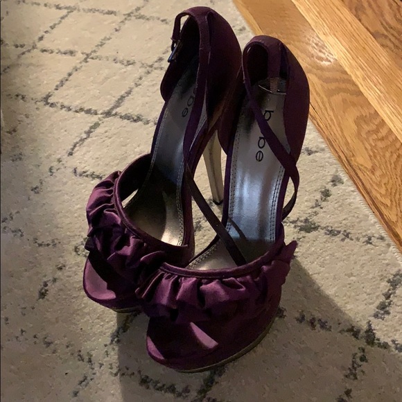 Party Frilled High Heels - Picture 1 of 5